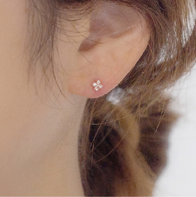 K10 PG フラワーピアス